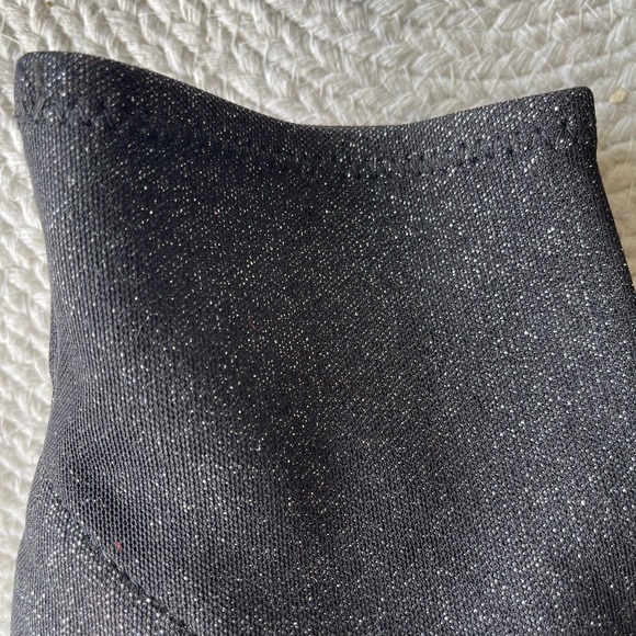 🎯SOLD‼️Brash black metallic stretch fabric ankle boots-12 - Picture 6 of 12